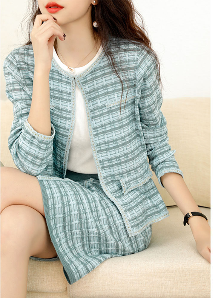 Canary Kiss Knitted Cardigan Skirt Two-Piece Women's New Foreign Style Age Reduction Skinny Dress Fashion