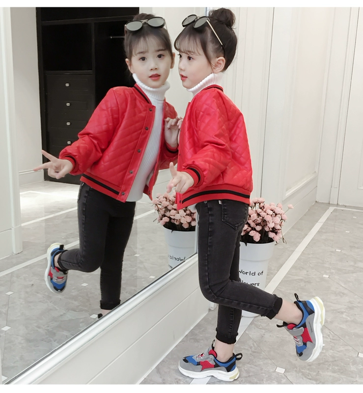Áo khoác da nữ 2018 mới xuân hè phiên bản Hàn Quốc cộng với áo khoác nhung ngắn bằng da dày áo khoác denim bé trai