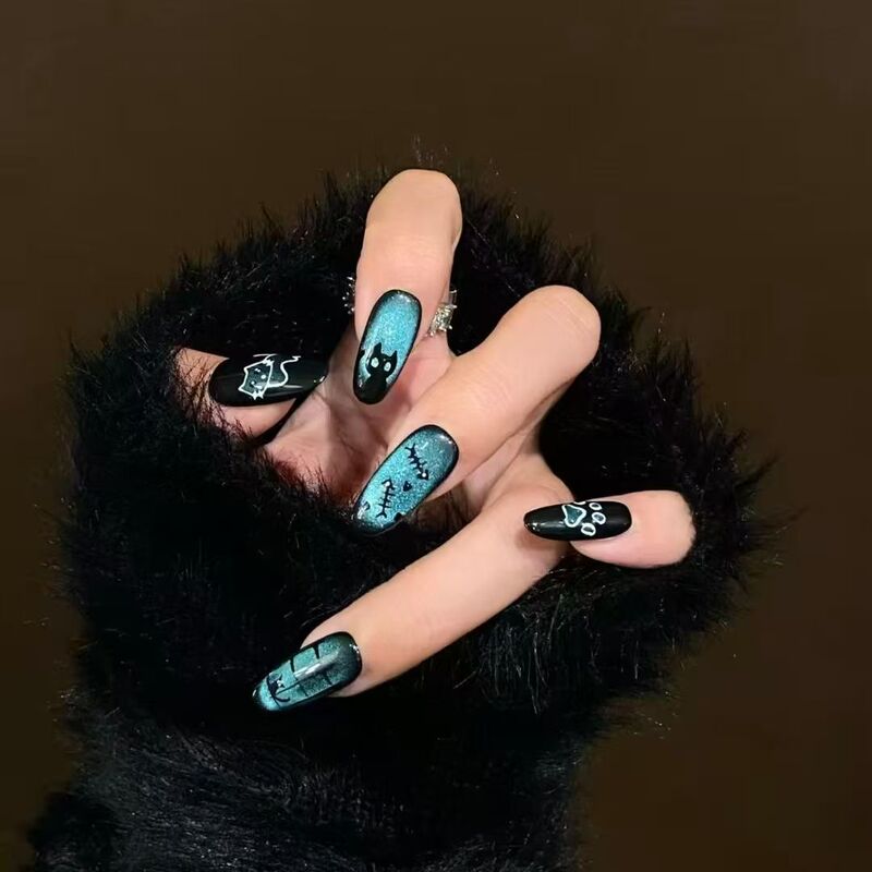New Niche Cat-Eye Press-On Nails in Ram Color with Gradient Effect, Versatile and Fashionable, Suitable for Everyday Wear, Sweet and Cool Style for Students