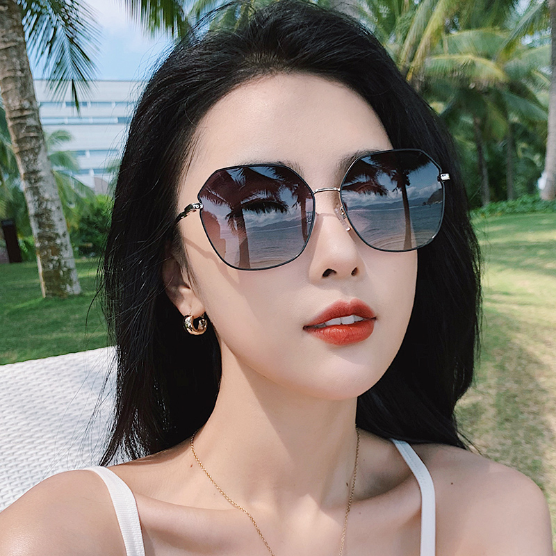 Sunglasses women's summer 2022 new glasses women's sunglasses Korean version of the tide net red anti-UV big face thin