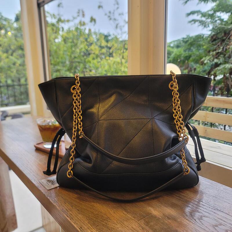 Baiguging Sheepskin Drawstring Dumpling Bag Garbage Bag Handbag Underarm Shoulder Bag Women's Bag Bai Gu Jing