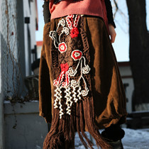 The most romantic thing ~ Qianai original design sense tassel irregular hook flower classical old embroidery style half-length skirt