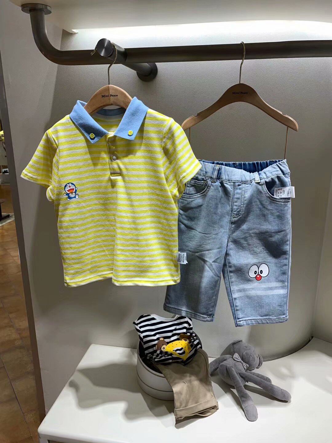 Broken code clearance F3HAA2343 mini peace Taiping bird children's clothing 2020 Amoi baby jeans 299