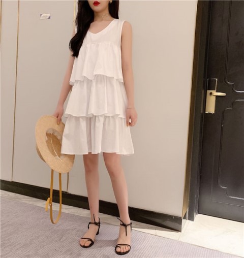 Thời trang mới của phụ nữ đơn giản, lớp bánh màu đơn giản hoang dã Thời trang giản dị V-cổ Váy chữ A váy ngắn thủy triều - A-Line Váy kiểu váy chữ a
