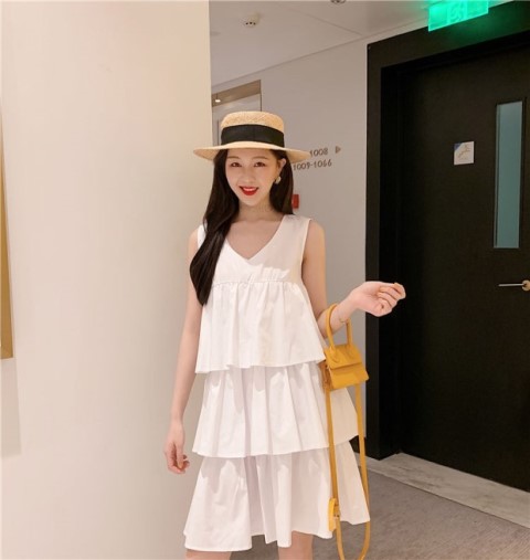 Thời trang mới của phụ nữ đơn giản, lớp bánh màu đơn giản hoang dã Thời trang giản dị V-cổ Váy chữ A váy ngắn thủy triều - A-Line Váy kiểu váy chữ a