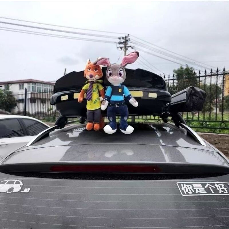 Judy Car Roof Decoration Ornament, Car Exterior Doll, Strawberry Bear Car Rear Pendant, Trunk Car Rear Decoration