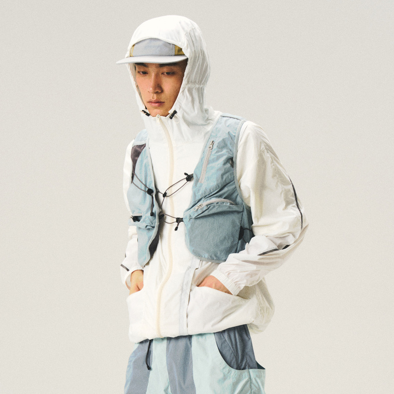 Halcyon Mountain-Style Outdoor Water-Repellent Textured Vest for Men, Multifunctional Sports Fishing Vest