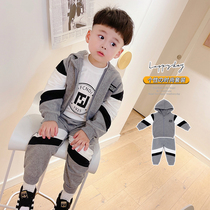 2022 Spring and autumn clothes Han version of male baby pure cotton sports suit small and small children long sleeve foreign air trend net red dress