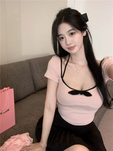 Ретро сексуальная розовая футболка с бантиком, в американском стиле, короткий рукав, с рукавом