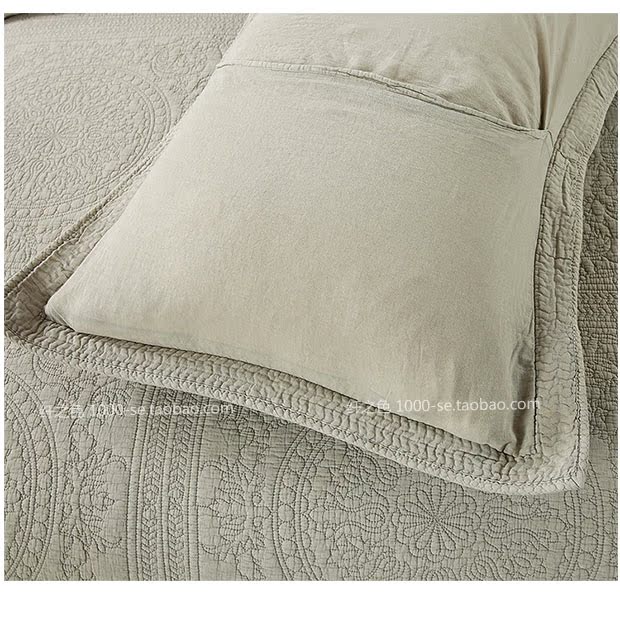 Huy hiệu retro châu Âu quilted bởi ba bộ kaki rắn màu thêu giường bìa bông mô hình trang trí phòng quilt ga trai giuong