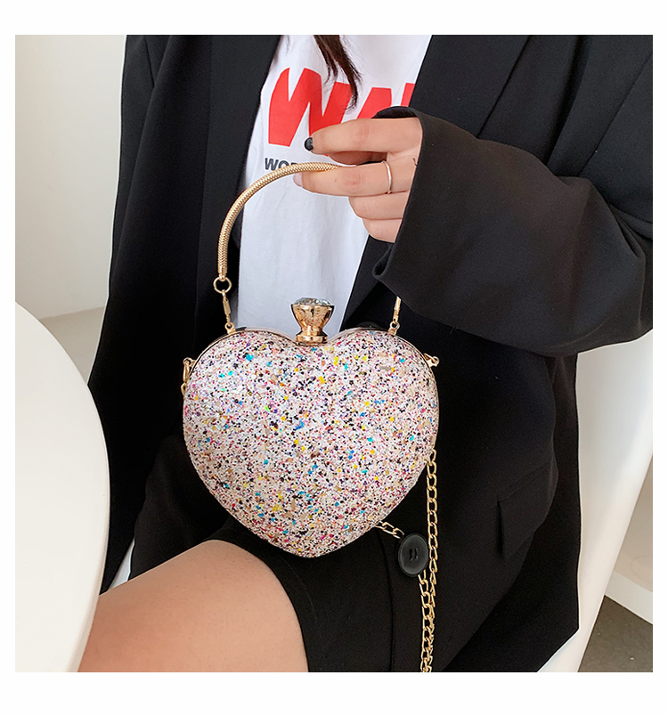 Cute Sequined Heart-shaped Handbag Wholesale Nihaojewelry display picture 3