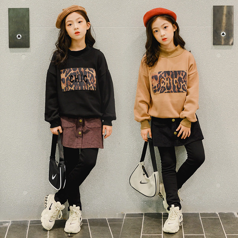 Girls' suit 2020 autumn and winter Korean version plus velvet thickening suit sweater skirt pants two-piece set for big children