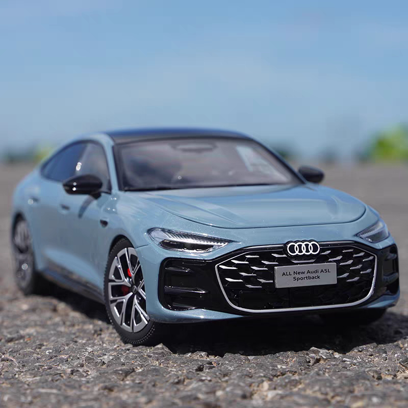 1:18 Original Saic Audi A5L Alloy Simulation Car Model Collectible Display Light-Up Version