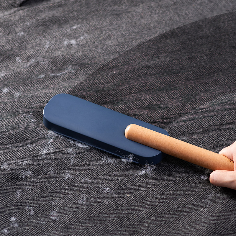 Self-designed electrostatic dust brush sticky hair device Household clothing hair double-sided hair removal brush sticky cat hair