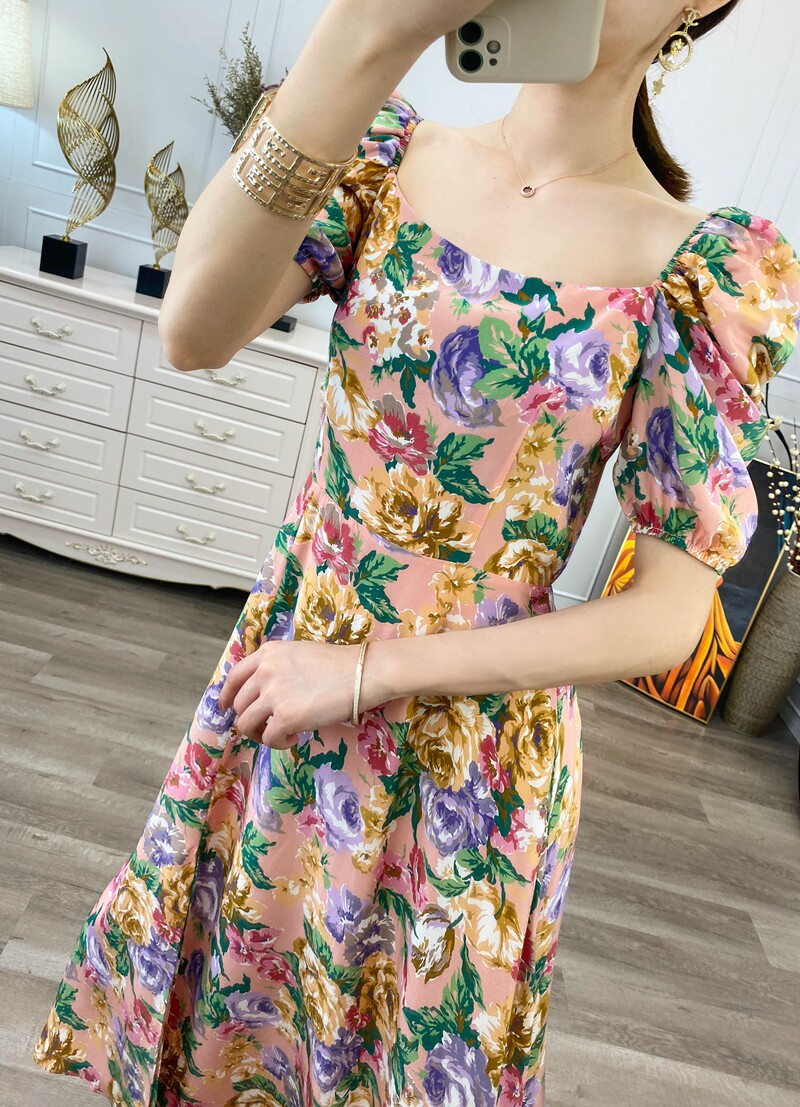 One piece is beautiful and miserable, giant fashion and exquisite silk print front slit and back elastic dress MA598