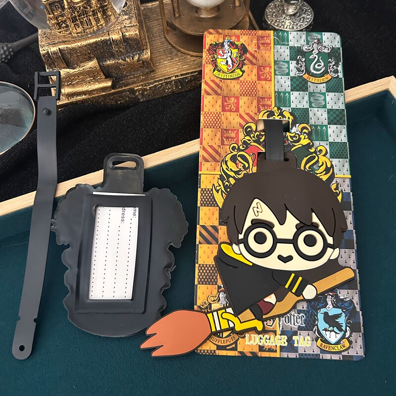 Harry Potter Peripheral Suitcase Hanging Tag Hogwarts Nine and Three-Quarters Cartoon Decoration Pendant