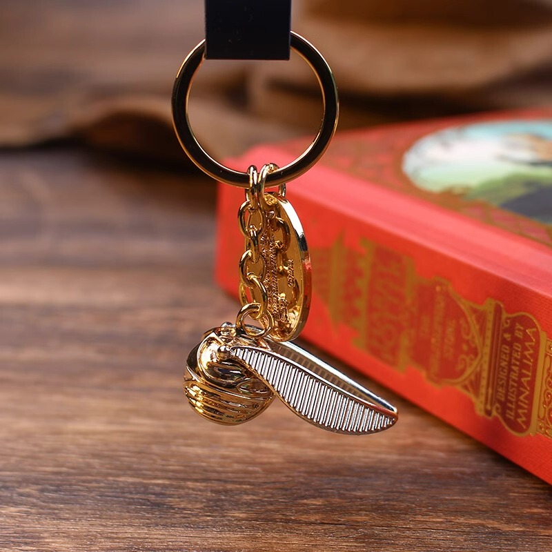 Harry Potter Merchandise Golden Snitch Keychain Metal Pendant Golden Snitch Universal Studios Edition Birthday Gift for Women