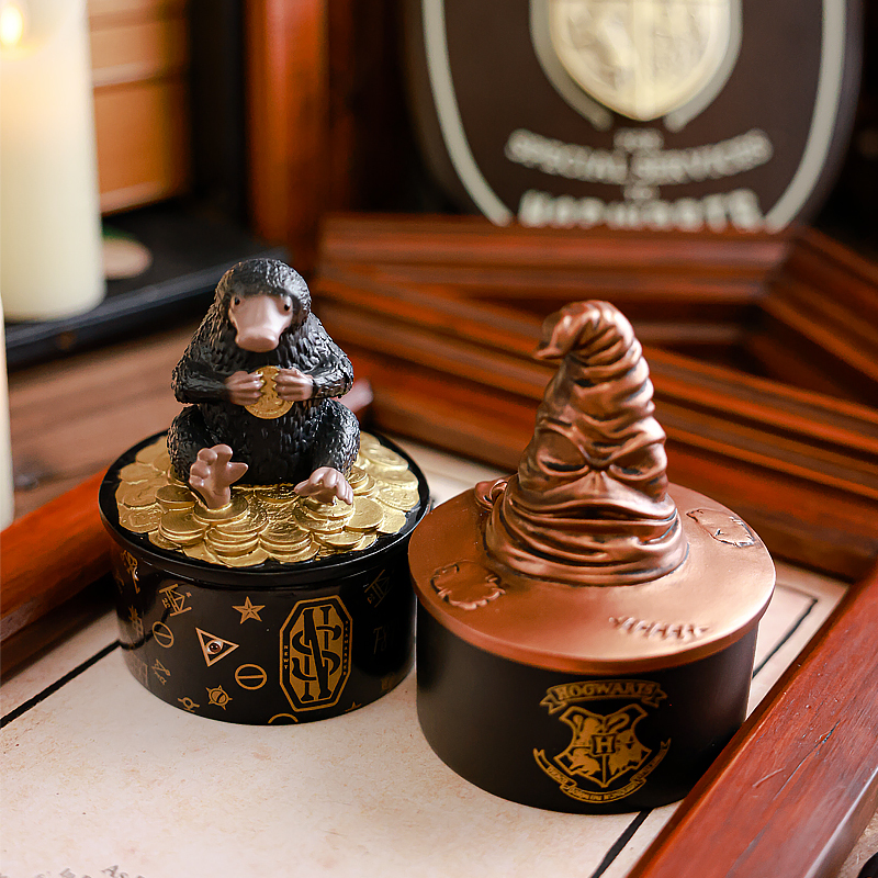 Harry Potter Merchandise Hogwarts House Hat Storage Jar Sniffles Figurine Storage Box Birthday Gift for Girls and Boys