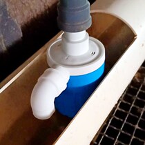 New Chickens Ducks Goose automatic water feeder Drinking water Ducks Water Trough Drinking Trough Cattle Sheep Equipment Breeding Supplies