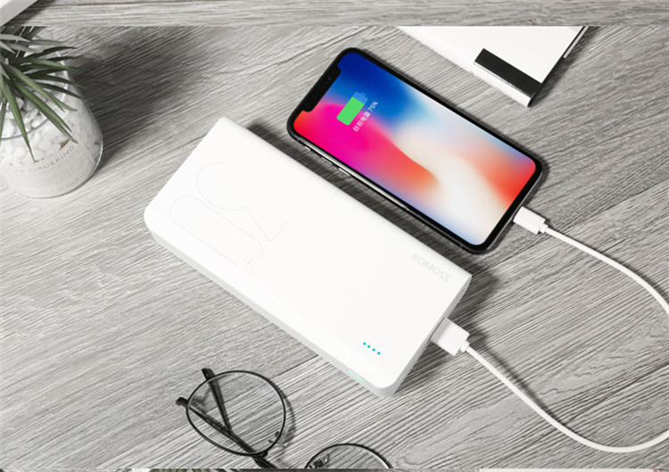 ROMOSS / Luoma Shi sense8 + nhanh phí điện thoại di động 30.000 mA dung lượng lớn phổ biến điện thoại di động sạc Po cú đấm - Ngân hàng điện thoại di động pin dự phòng xiaomi gen 3