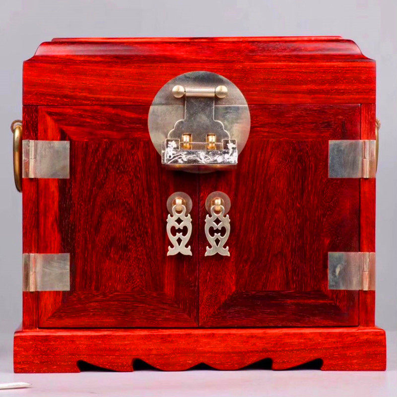 Indian Small Leaf Purple Sandalwood Official Leather Case Red Wood First Decorated Box Containing Box Chinese Jewelry Box With Lock Engaged Wedding Dowry