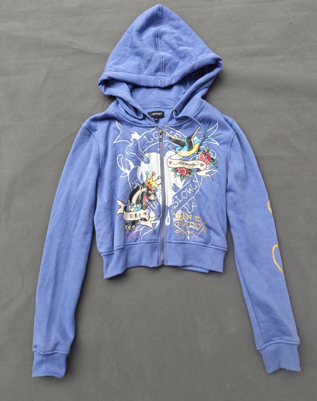 Tough Guy Skull Heart Short Hooded Sweatshirt with Bird Print Trendy Women's Polyester-Cotton Printed Sweatshirt Single Fabric Set