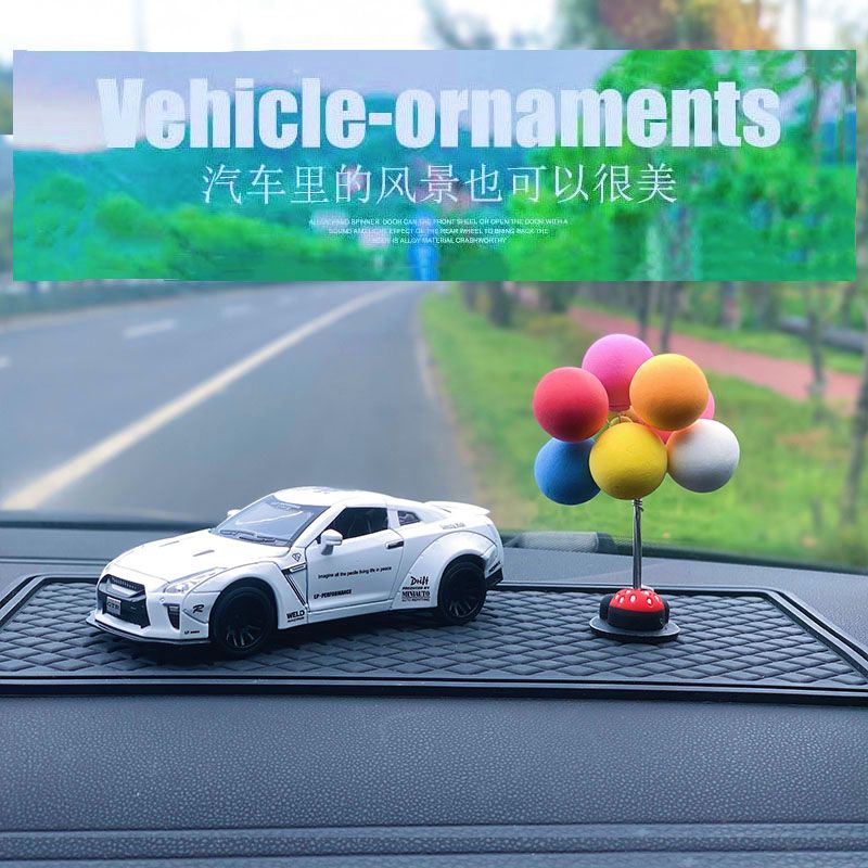 Net red GTR model car furniture simulation alloy car car decoration car in car decoration car in the console aromatherapy