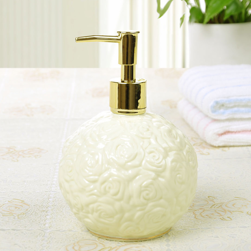 The Set ou shi wei yu five creative ceramic wash gargle suite bathroom wedding gift Set practical gift