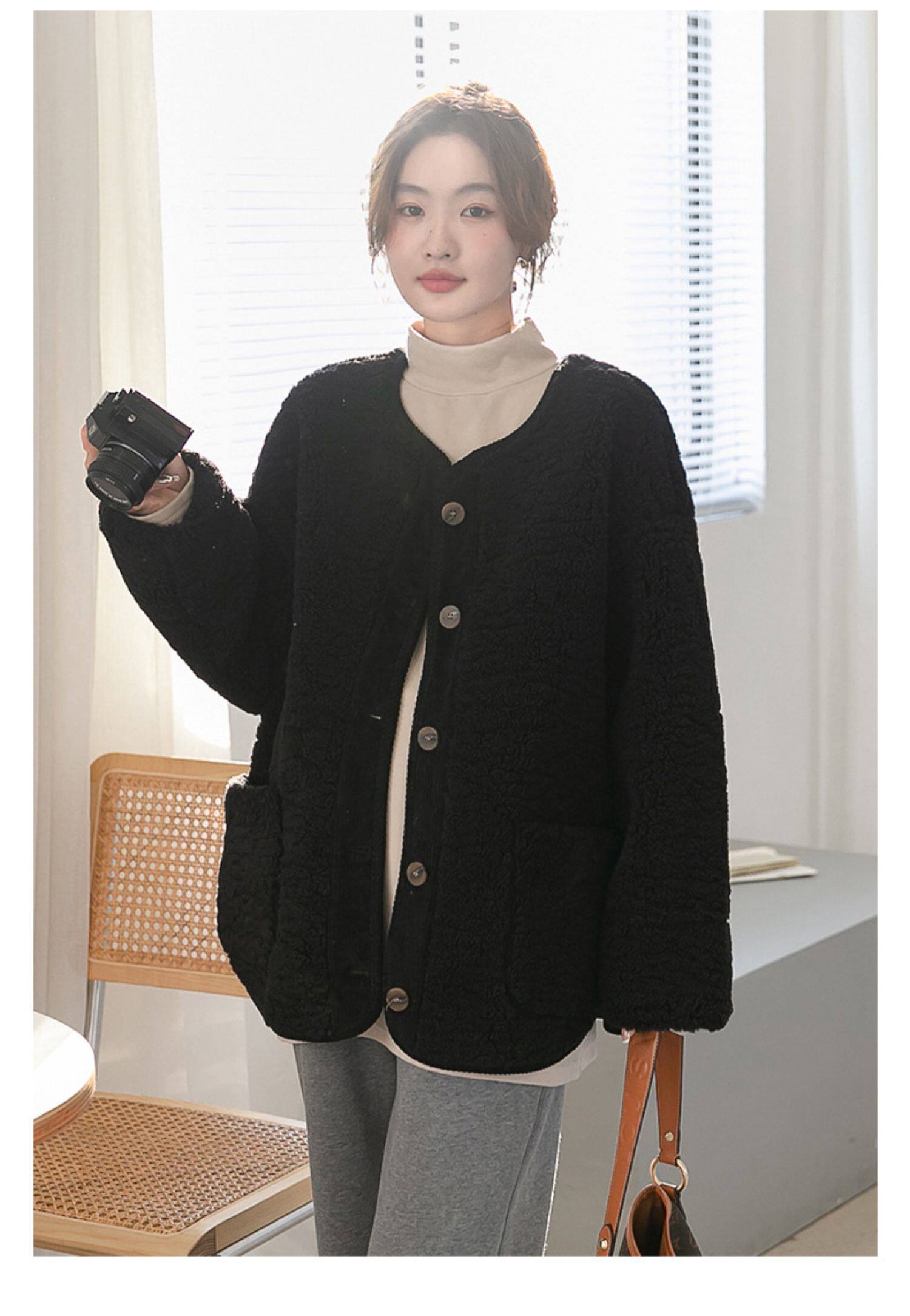 Пальто для беременных 孕妇装秋冬新款宽松大码遮肚显瘦无领羊羔毛保暖外套