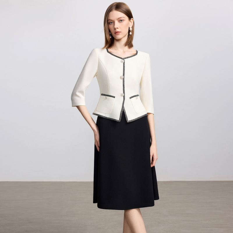 Ad Little Chanel Style Dress for Women, Fake Two-Piece, Spring Light Luxury Black and White Socialite Style Set, New Color-Block Mid-Length Umbrella Skirt