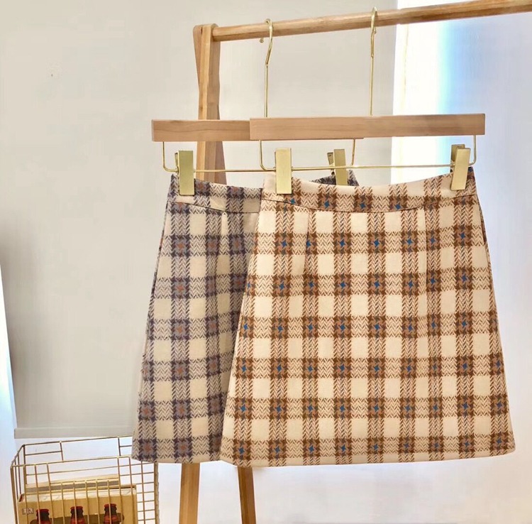 Da lộn cao eo retro kẻ sọc tính khí lão hóa một từ váy hoang dã thời trang đơn giản mỏng váy giảm béo chân váy xếp ly dài