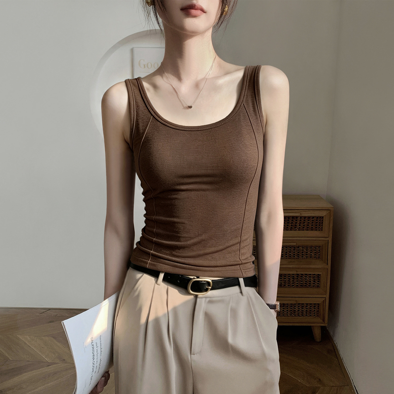 Coffee-Colored Modal U-Neck Camisole for Women 2026 New Style with Fishbone Stitching, Can Be Worn as an Inner Layer to Cover Side Breasts or as an Outer Layer as a Base Top Coffee-Colored Modal U-Neck Camisole for Women 2026 New Style with Fishbone Stitching, Can Be Worn as an Inner Layer to Cover Side Breasts or as an Outer Layer as a Base Top