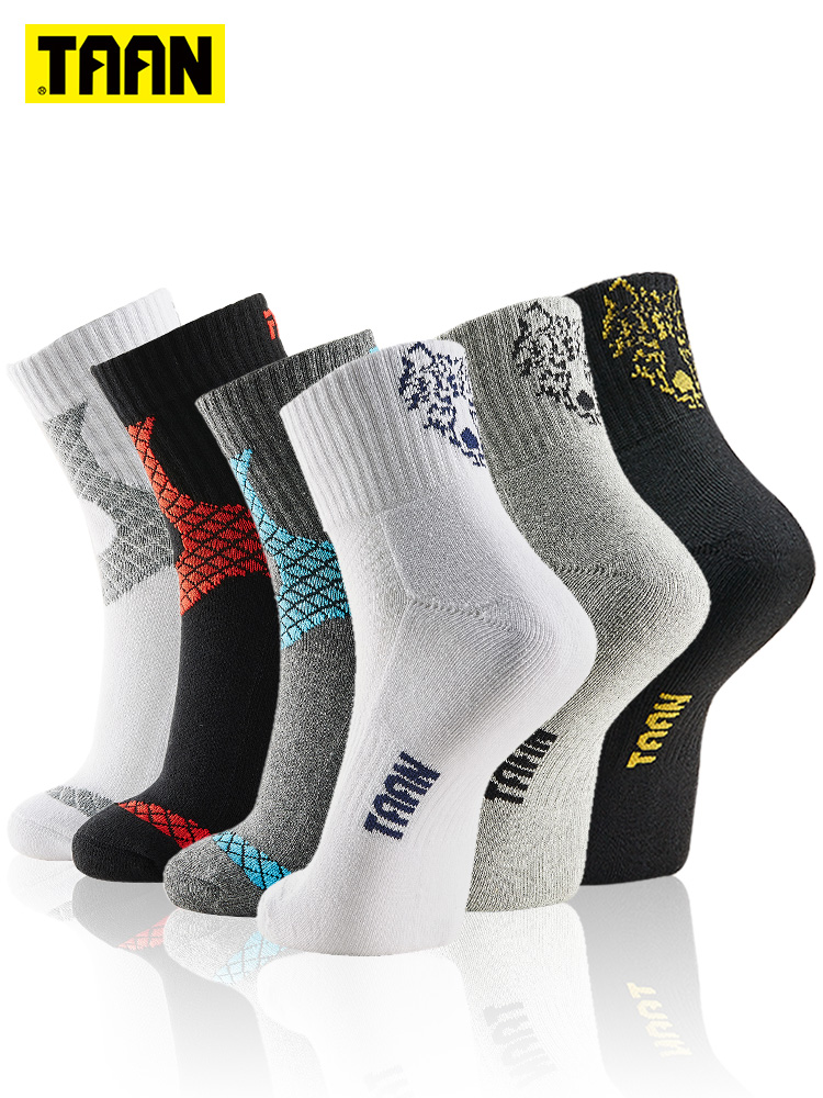 TAAN men's socks stadium thickened breathable cotton socks Sports socks breathable sweat-absorbing four seasons in the tube socks