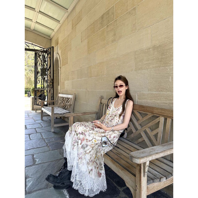 Xzz Charmingl Heavy-Duty Style Dress with Oil Painting-Like Floral Texture and Real Two-Piece Splicing Design Xzz Charmingl Heavy-Duty Style Dress with Oil Painting-Like Floral Texture and Real Two-Piece Splicing Design