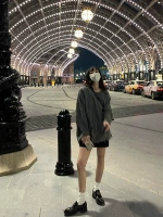 Черный шерстяной свитер