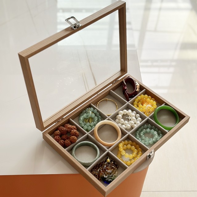 Wood grain jewelry storage box earring earrings pearl necklace jewelry H box ring dressing table transparent glass large