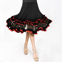 Красное кружево