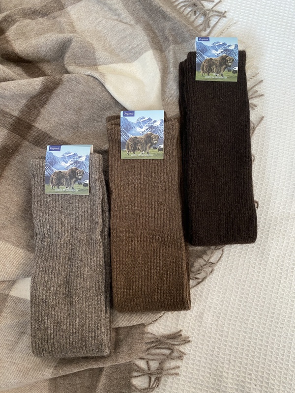 Mongolia Tod Oyms Leg Warmers Made of 100% Camel Hair and 100% Yak Hair, Knee and Leg Protection