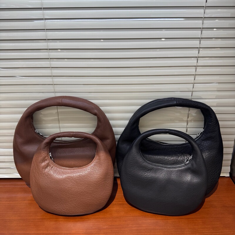2026 New Minimalist Art Single-Shoulder Handbag Crescent Bag Niche Minimalist Style Moon Bag Deerskin Calfskin