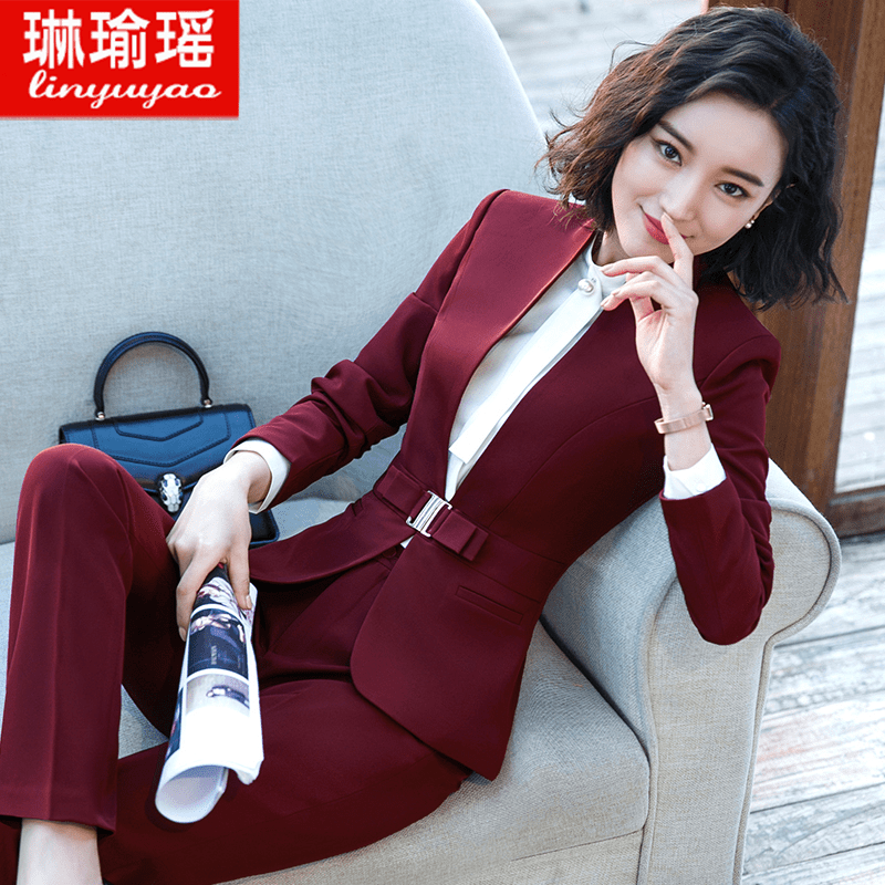 Tailleur femme - Ref 3243782 Image 1