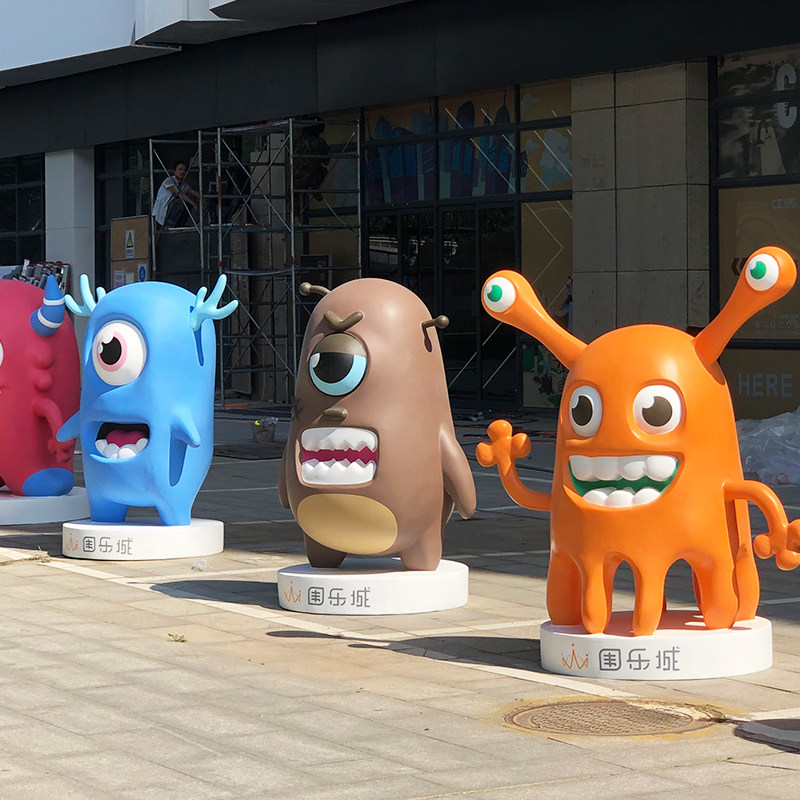 Internet celebrity check-in decoration glass fiber reinforced plastic ornaments creative landing handicraft shopping mall Meichen cartoon character sculpture Meichen