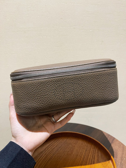 tc牛皮刺绣H化妆包洗漱包防水多隔层收纳包家用出差旅行包大容量