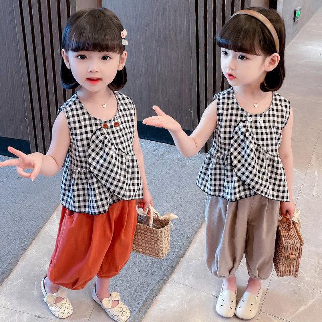 Girls' summer clothes 2022 new suit Korean version of sleeveless children's plaid children's foreign style baby girl fashionable performance clothes