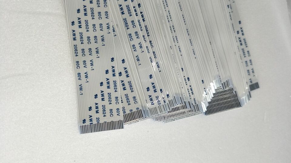 FFC flat line soft flat cable LCD screen line on-board navigation line 0 8 * 26p 200A 200A 30P 32P