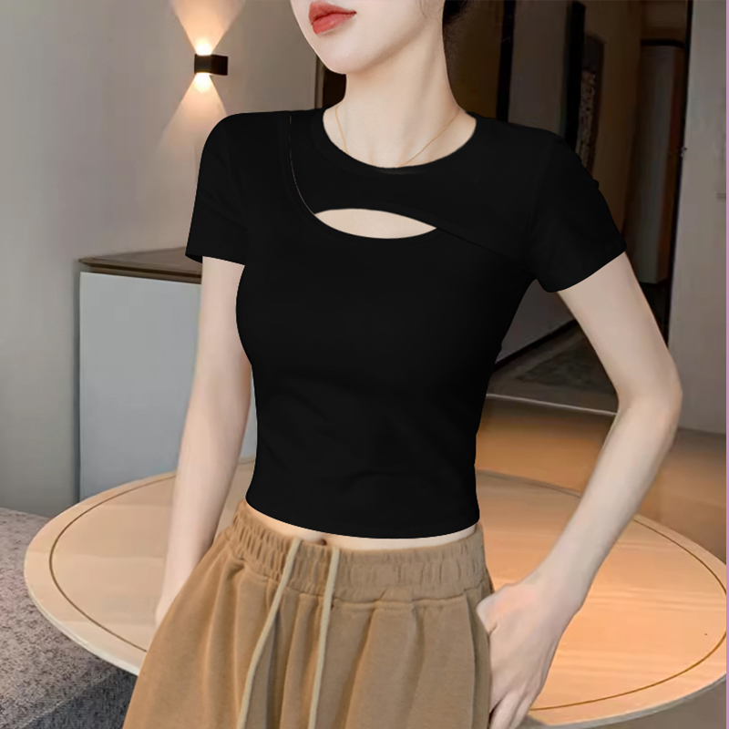 Black Short-Sleeved T-Shirt for Women, Summer 2026 New Style, Midriff-Baring Top with a Sweet and Spicy Design, Hollow-Out High-Waisted Short Top Black Short-Sleeved T-Shirt for Women, Summer 2026 New Style, Midriff-Baring Top with a Sweet and Spicy Design, Hollow-Out High-Waisted Short Top