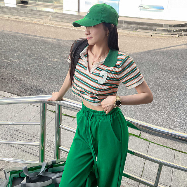 Casual fashion sports suit women's summer fashion fashionable age-reducing striped short-sleeved high and thin wide-leg pants two-piece set