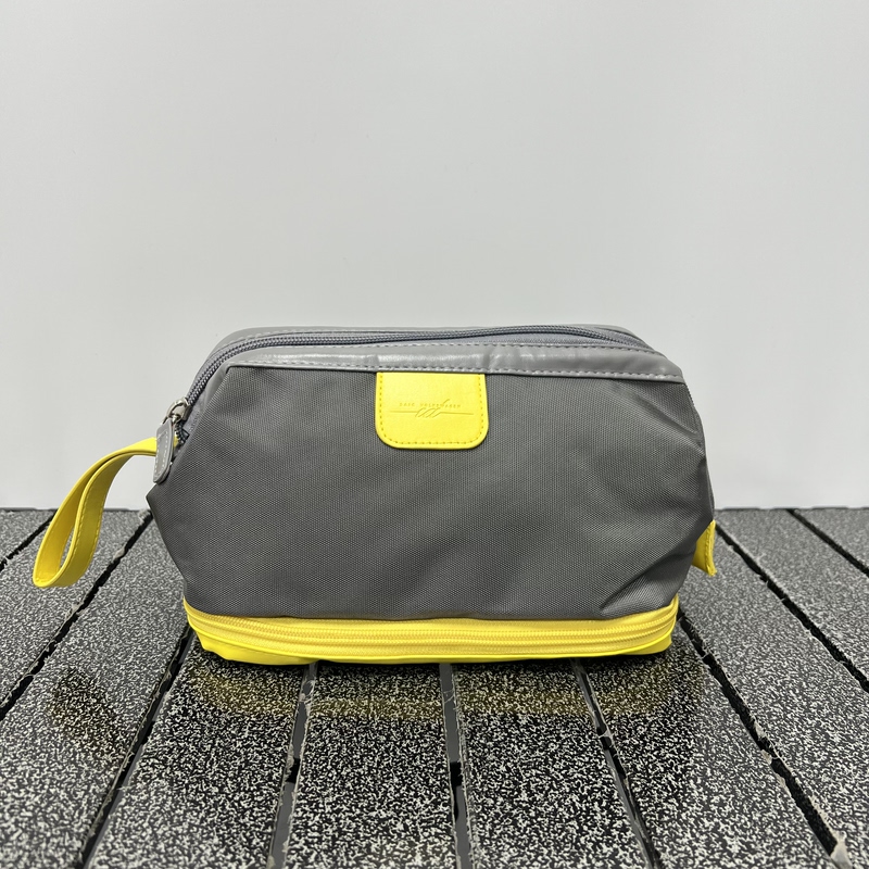 Welfare~ Inventory Clearance Multifunctional Large-Capacity Portable Travel and Commuting Toiletry and Makeup Storage Bag Welfare~ Inventory Clearance Multifunctional Large-Capacity Portable Travel and Commuting Toiletry and Makeup Storage Bag