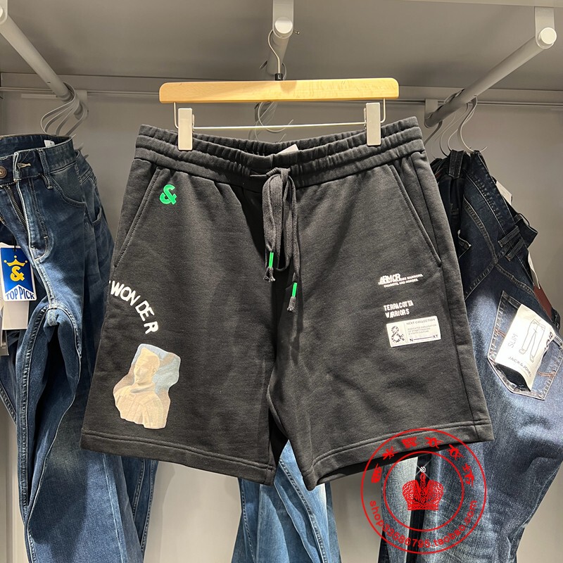 Jack Jones Comfortable and Versatile Simple Cotton Shorts with Skin-Friendly Digital Printed Pattern Design 22229F033