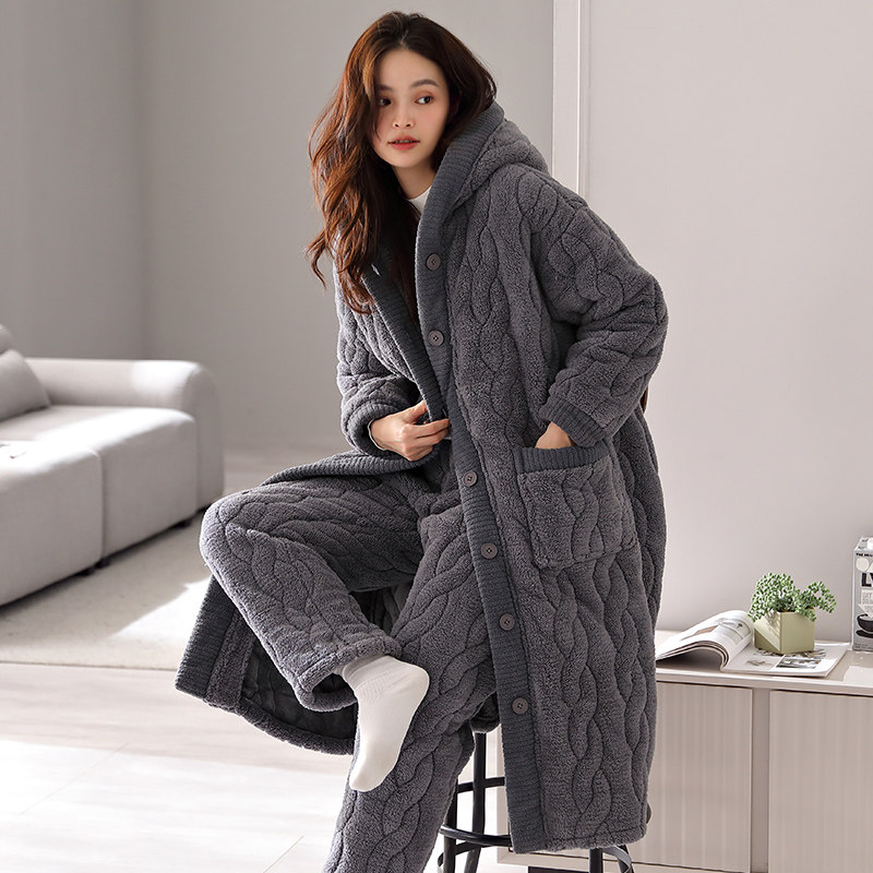 Sleeping robe winter style female plus suede thickened three-ply clip cotton long section Two suit Lions Coral Suede Pajamas Winter New-Taobao