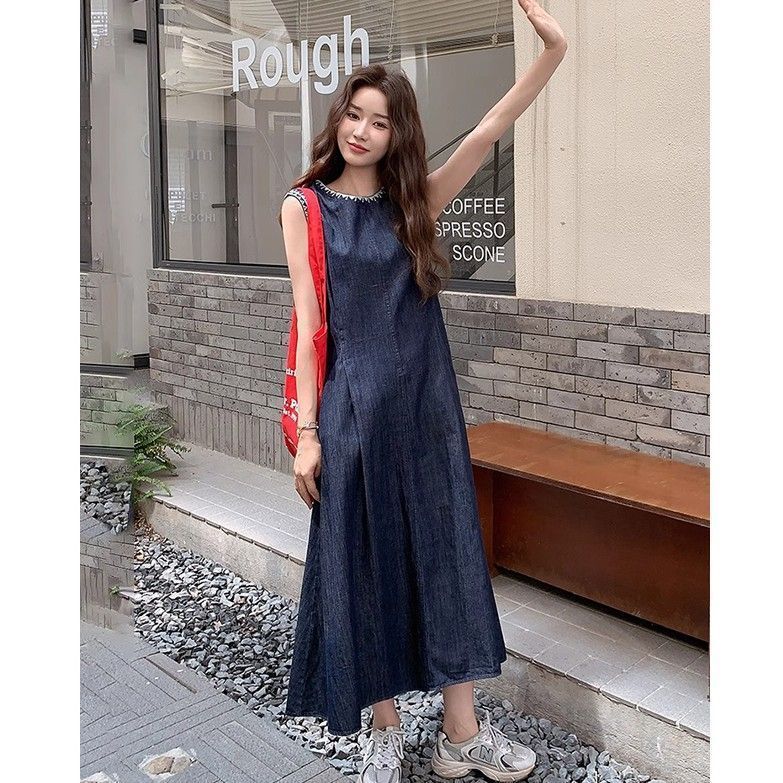 2026 Spring New Korean Style Loose Slimming Denim Dress for Women, Long Over-The-Knee Elegant Sleeveless A-Line Dress 2026 Spring New Korean Style Loose Slimming Denim Dress for Women, Long Over-The-Knee Elegant Sleeveless A-Line Dress